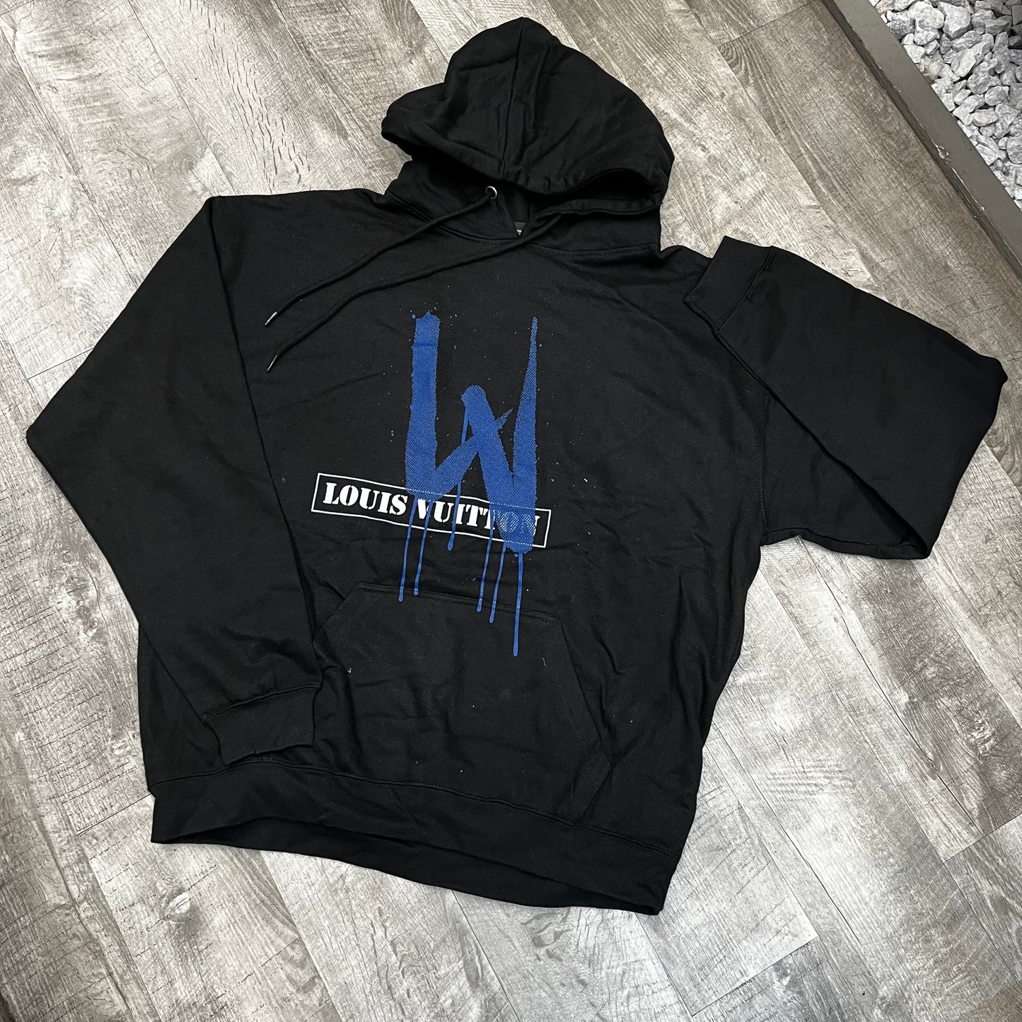 Lv blue