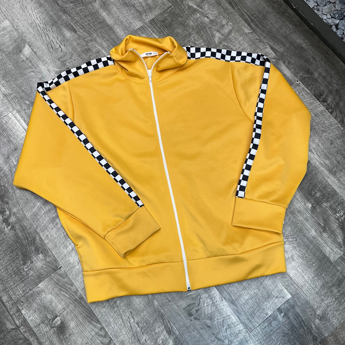 Em track top taxi